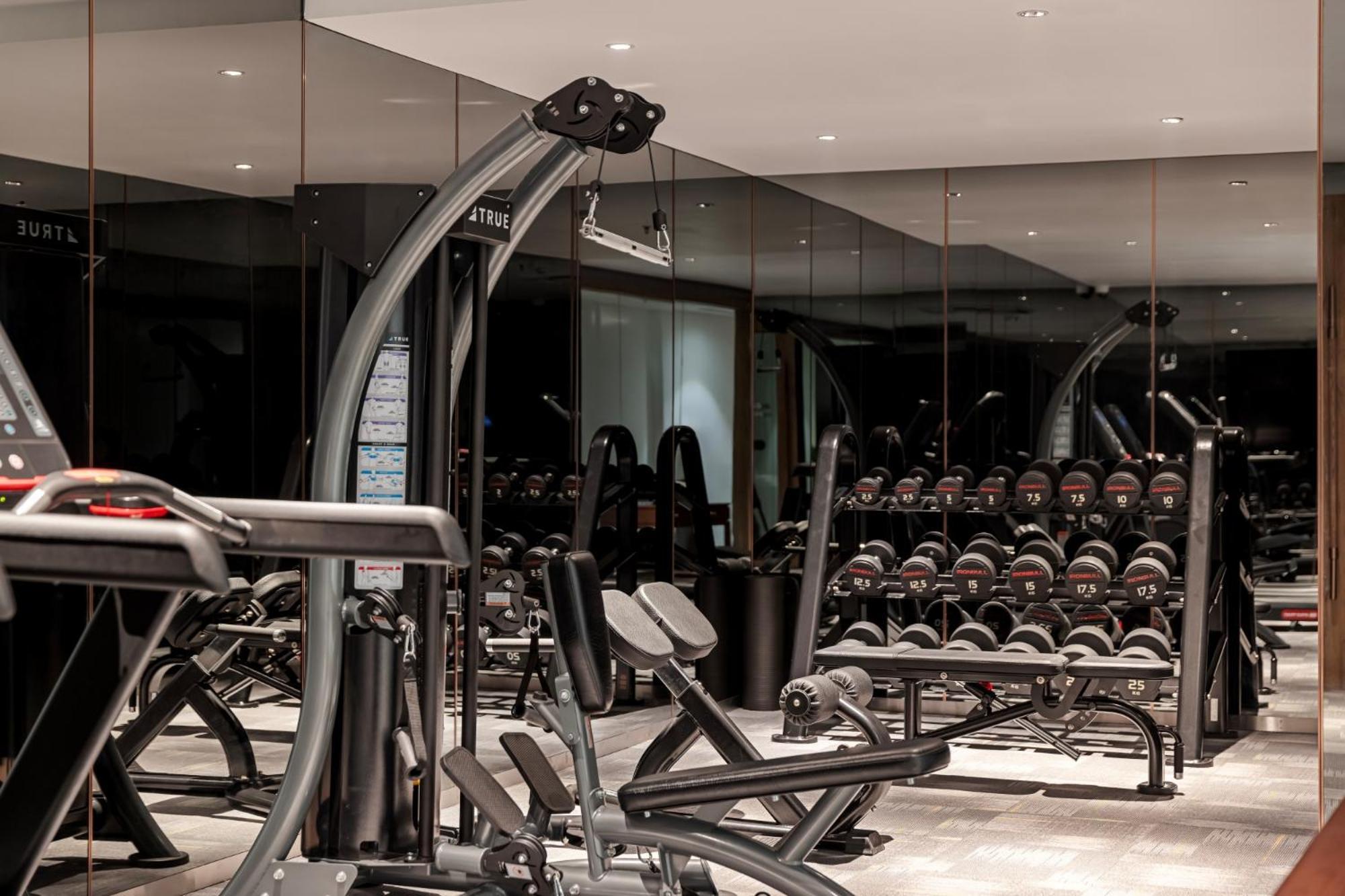 La Siesta Classic Hang Thung Ханой Экстерьер фото The gym at The Dorchester